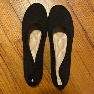 Brand New Women's Black Knit Flats (US Size 10)